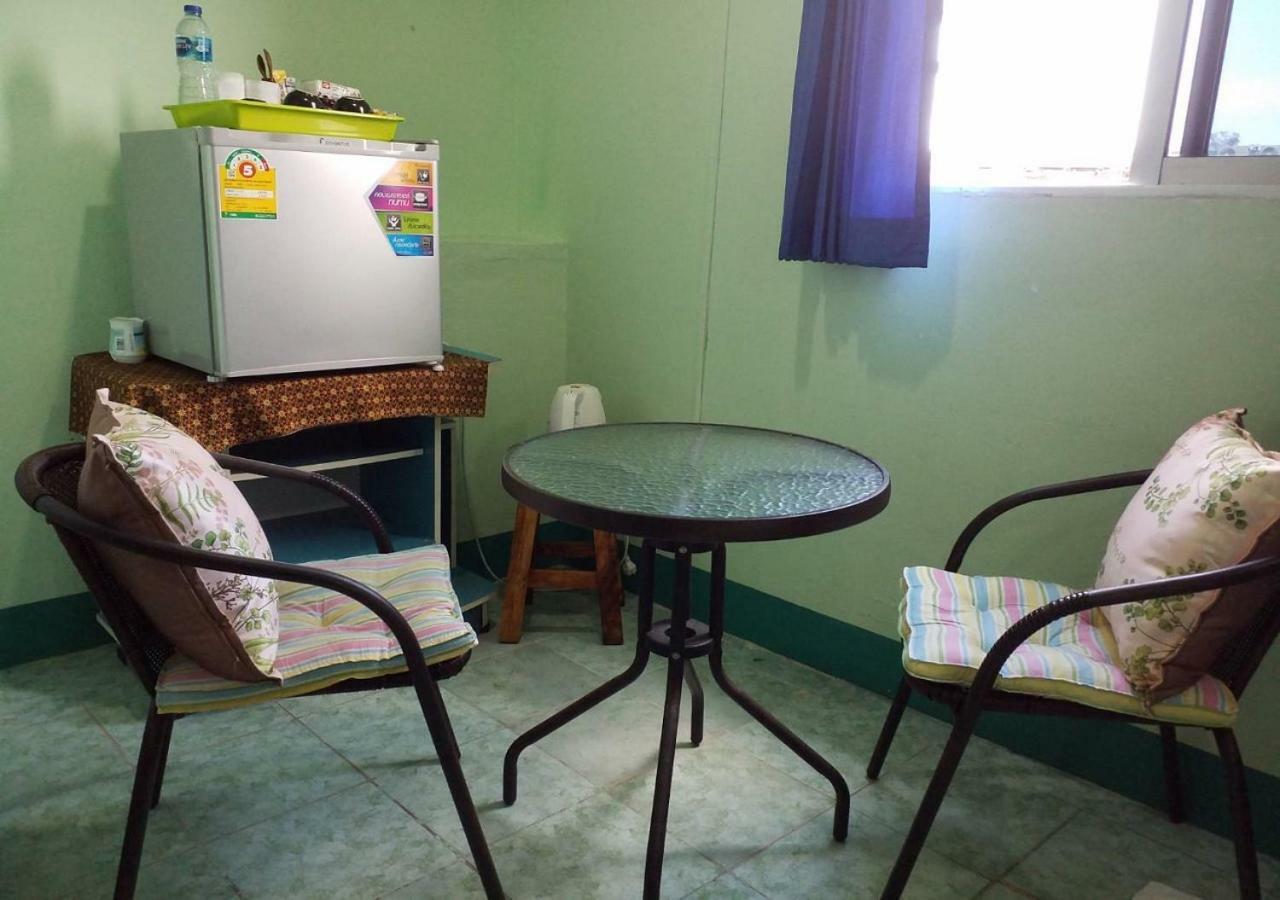 Rung Tawan Hostel Kata Plajı Dış mekan fotoğraf