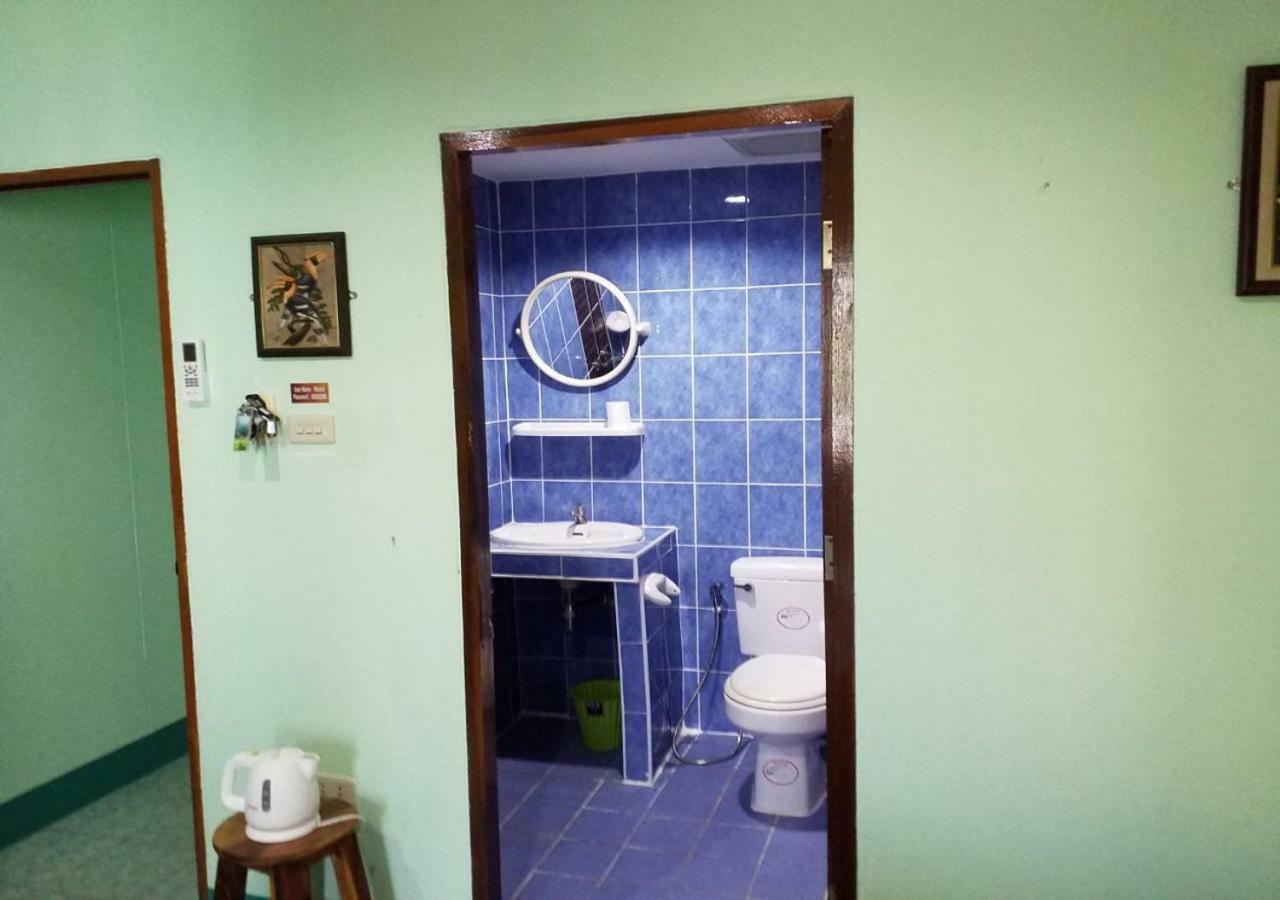 Rung Tawan Hostel Kata Plajı Dış mekan fotoğraf