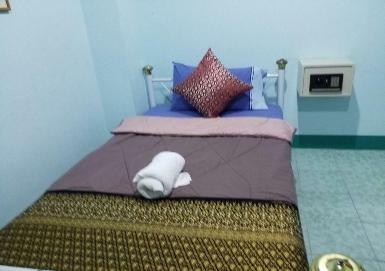 Rung Tawan Hostel Kata Plajı Dış mekan fotoğraf