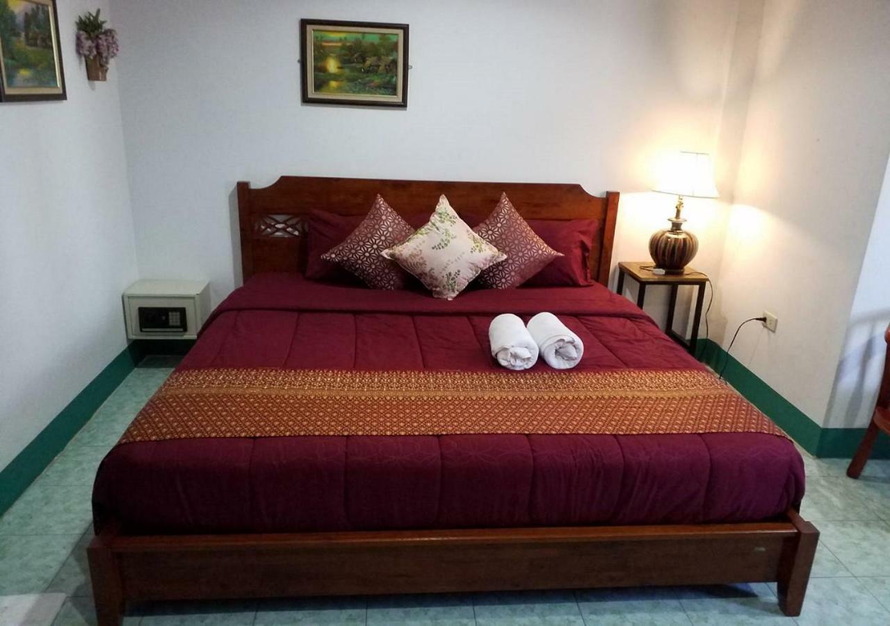 Rung Tawan Hostel Kata Plajı Dış mekan fotoğraf